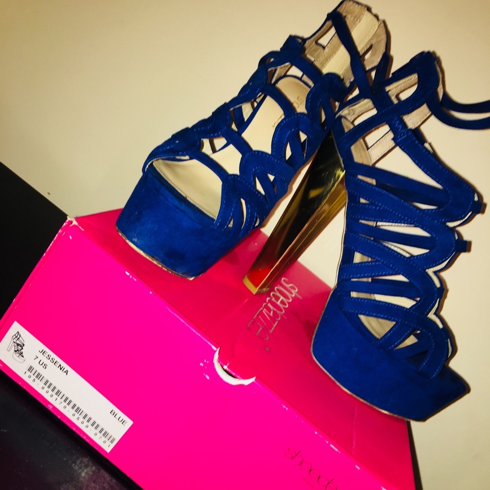 Shoedazzle “Jessenia” heel size 7